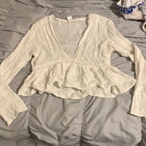 Cropped long sleeve top